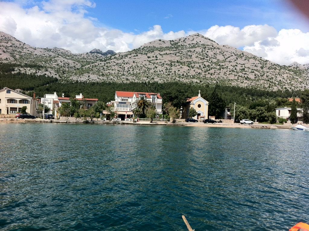 Apartments Dalmacija Starigrad Paklenica Exterior foto