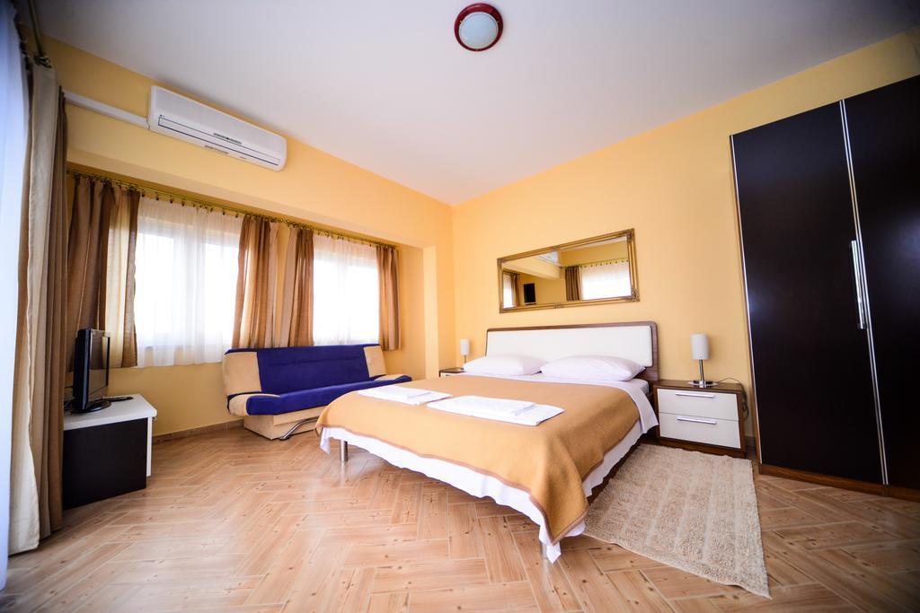 Apartments Dalmacija Starigrad Paklenica Zimmer foto